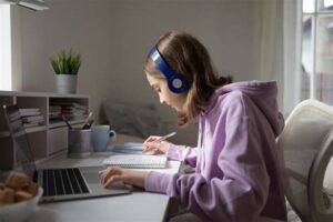How to study effectively from home
